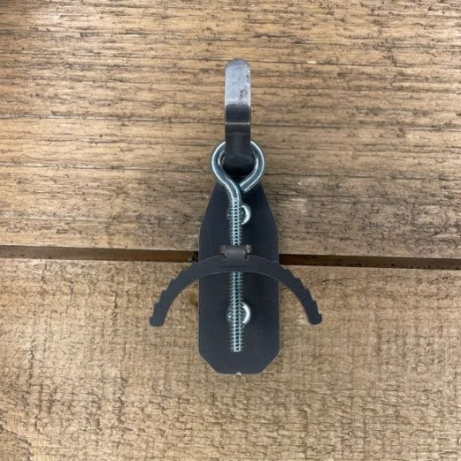 Euro Skull Hangers by Grand Pursuit Outfitting - Image 4