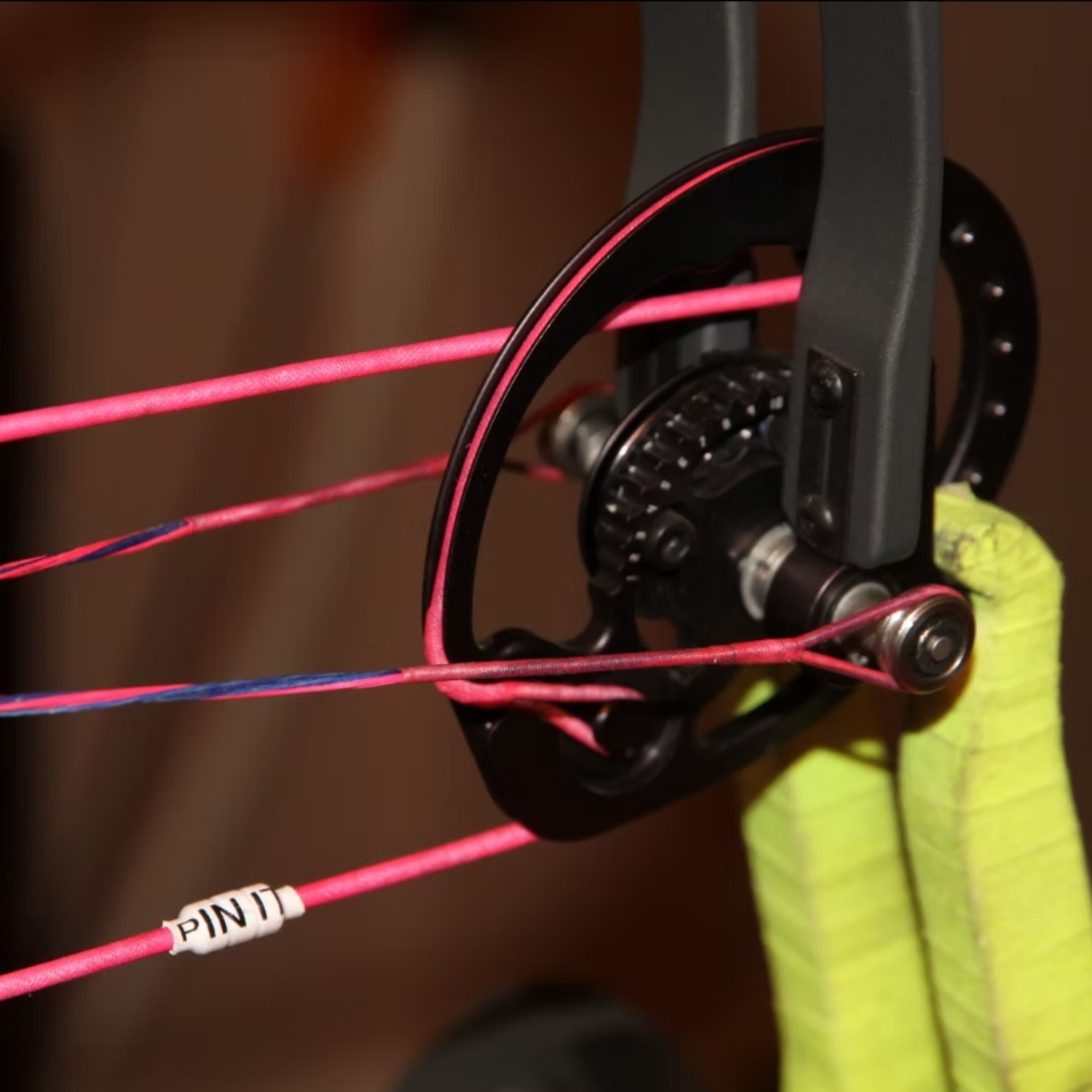 Custom Bowstrings by Pin It Custom Bowstrings - Image 3